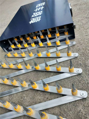 停車場出入口道路障礙破胎器扎胎器阻車釘道釘售前售后保障