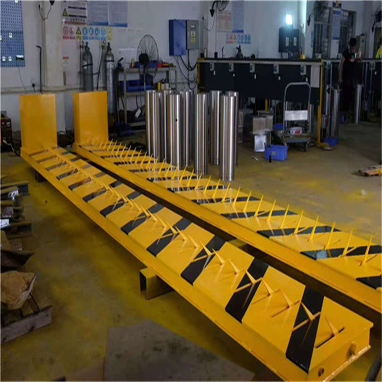 減速帶式防撞扎胎器 提升門衛(wèi)安全的智能阻車?yán)? />
</span>
<span id=